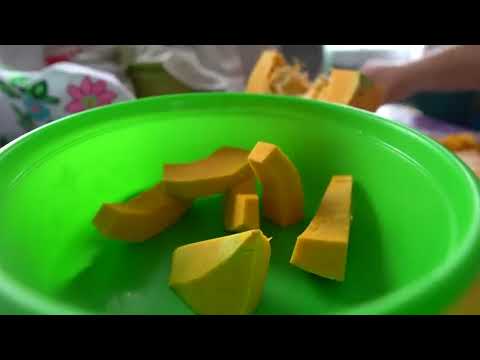 THE VILLAGE LIFE IN TATARSTAN Making pumpkin belesh