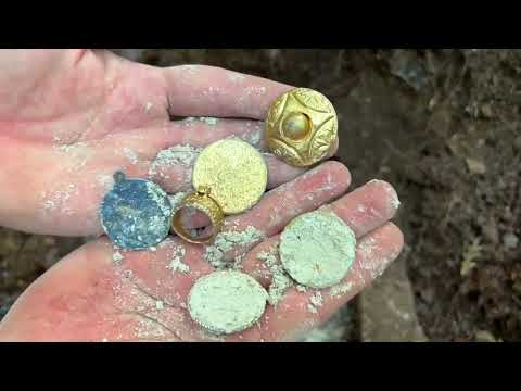 Top 10 Treasures Found By Metal Detector // Top 10 Treasure Hunts
