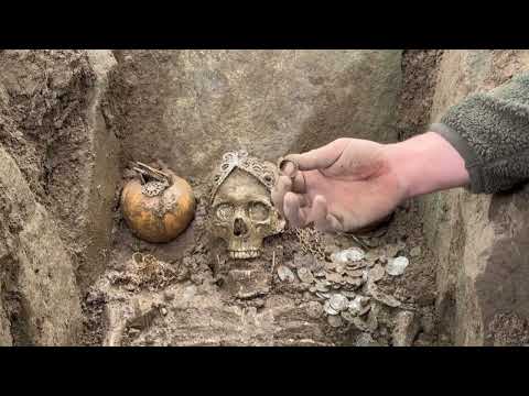 We Found The King's Tomb And Treasure [ Strange Treasure Hunt With a Metal Detector ]