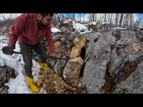 Karlı Hava Şartlarında Gizli  Defineyi Bulduk Çıkartıyoruz