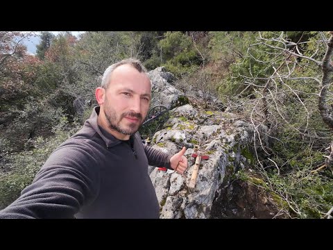 Define Üçgen İsaretindeki inanılmaz Define