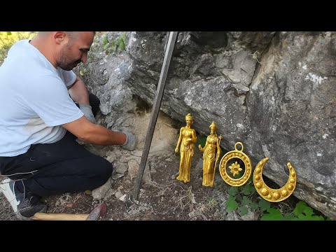 Zirvedeki Define Kasasını Parçalayarak Açtım İçinden Roma Hazinesi Çıktı