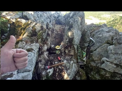 Kayalıktaki Define Kasasını Açtık İçinden çıkanlar Muhteşem