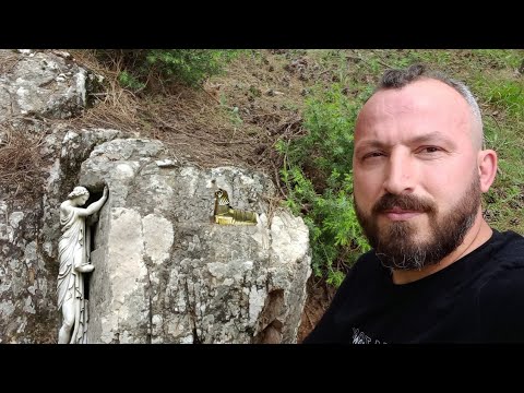 Define Ararken Kroscular Bastılar