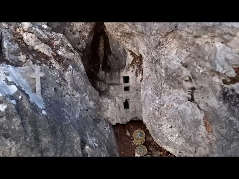 Mağradaki Muhteşem Defineyi Çıkarıyorum