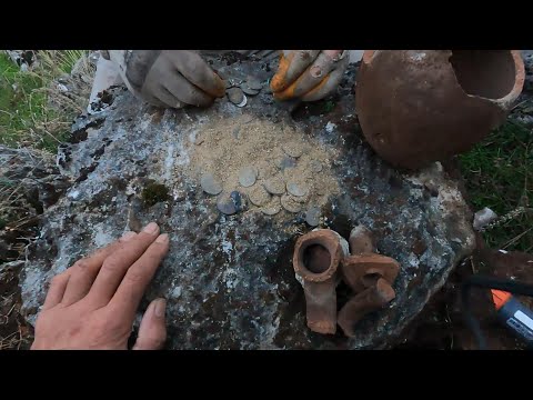 KALENİN ÖNÜNDEN BİR KÜP DOLUSU TILSIMLI HAZİNEYİ ÇIKARDIK