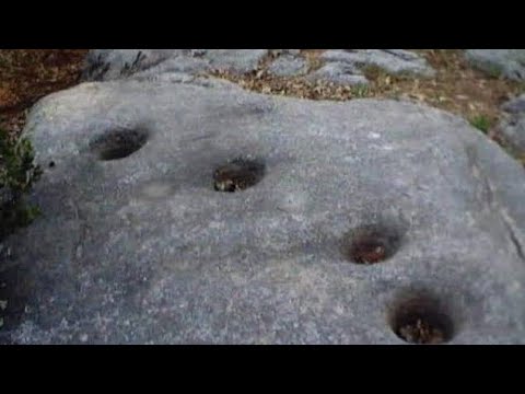 DEFİNEYİ BULUNCA YAŞLI KORSAN CILDIRDI