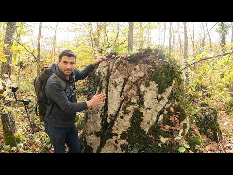 Kayanın İçinden Çıkan Define Şaşkına Çevirdi