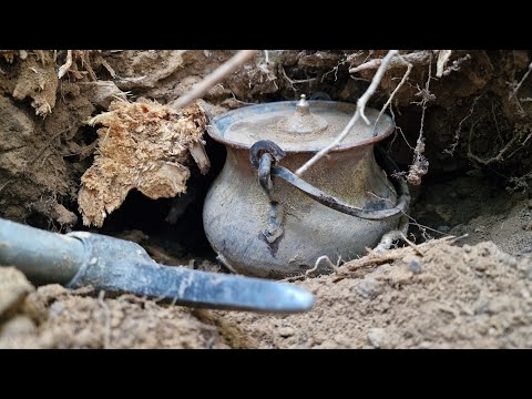 Definine Kasasını Açtım Ve Koruyucusu Hazineye Dokununca Aklımı Aldı