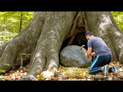 Büyük Ağacın Altındaki Kayayı Kırınca Büyük Define Buldum
