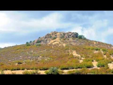 Define Sunaklari Dolu bir Tarihi Artemise Adanmış Tapınağına Tırmandık