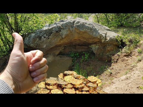 Definecilerin Kazdıkları Alanda Kasayı Buldum