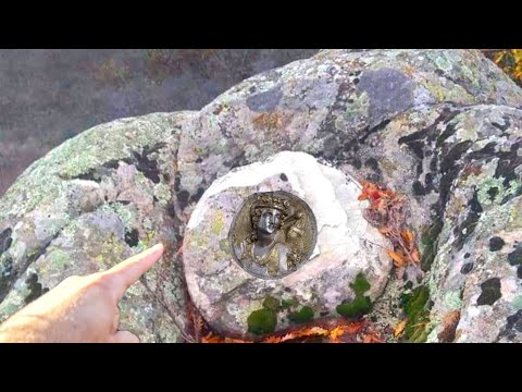 Dedektör ile Taşın Altında Altın Sikkeler Buldum