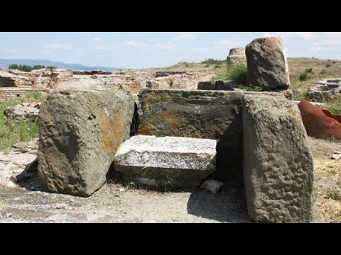 Defineci Tarihi Roma Kasabasını inceledim