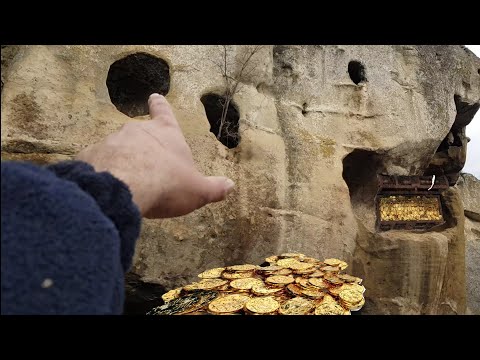 Baktım Definenin Anası Burada Dedim