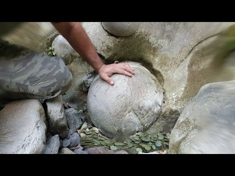 Bu Kadar Fazla Define Kasası Bulunca Şaşırdım
