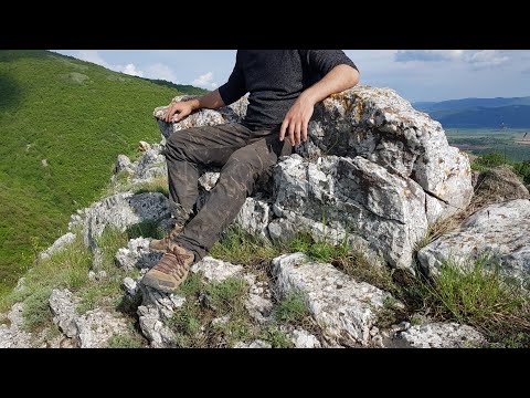 Define Aramaya Dağın Zirvesine Tırmandık