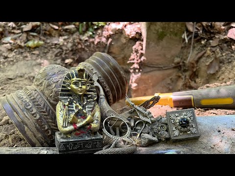 İnanılmaz Bir Define Buldum / Define Bulma Anı !!! We Found A Great Treasure / TREASURE HUNTİNG