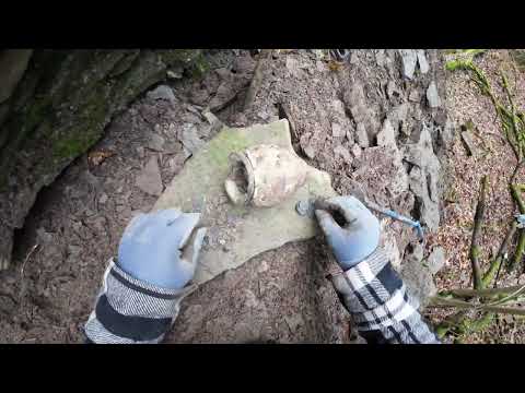 Cinler Definenin Yerini Değiştirdi!! Burial treasure