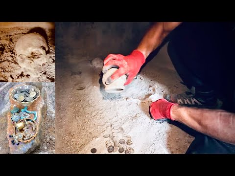 Antik Bir Bölgede Kadın Mezarı Açılışı