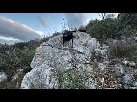 Önemli Birine Ait Mezar Ve Hazinesi Tespit Edildi